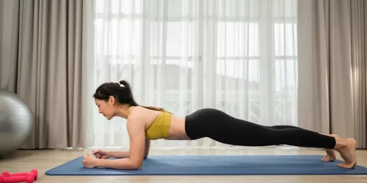 Bỏ túi 10 bài tập siết eo giảm mỡ bụng đơn giản, dễ thực hiện