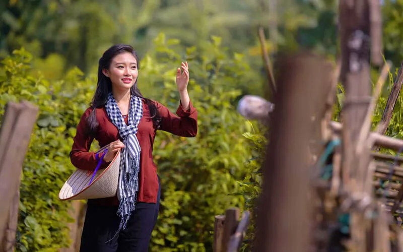 top 10 trang phuc truyen thong viet nam mang dam ban sac dan toc
